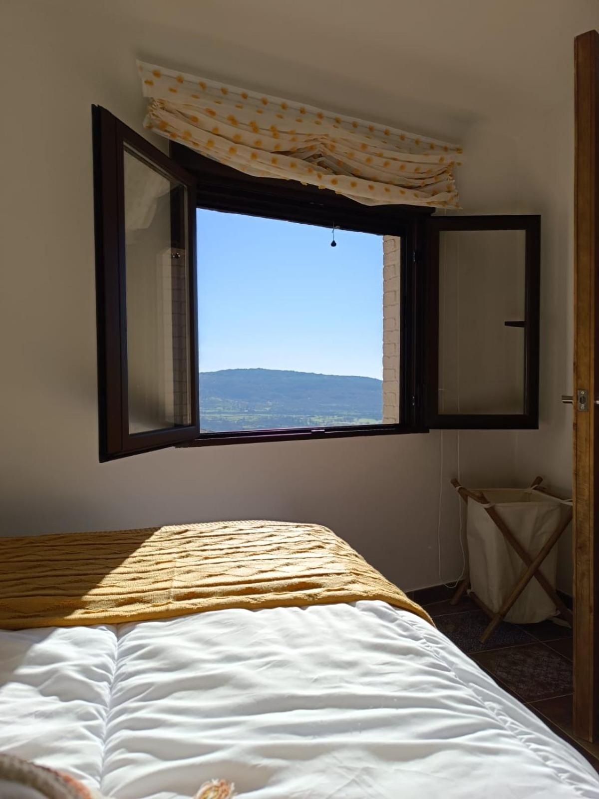 U Lagartu Apartment Eljas Luaran gambar